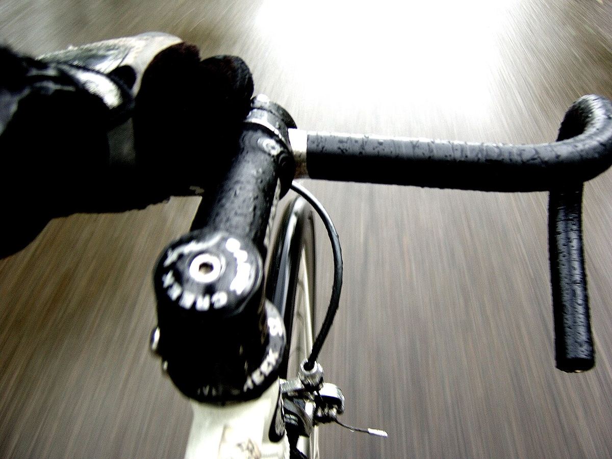 Miniature af Cycling in the rain ^2 - Flickr - ndanger