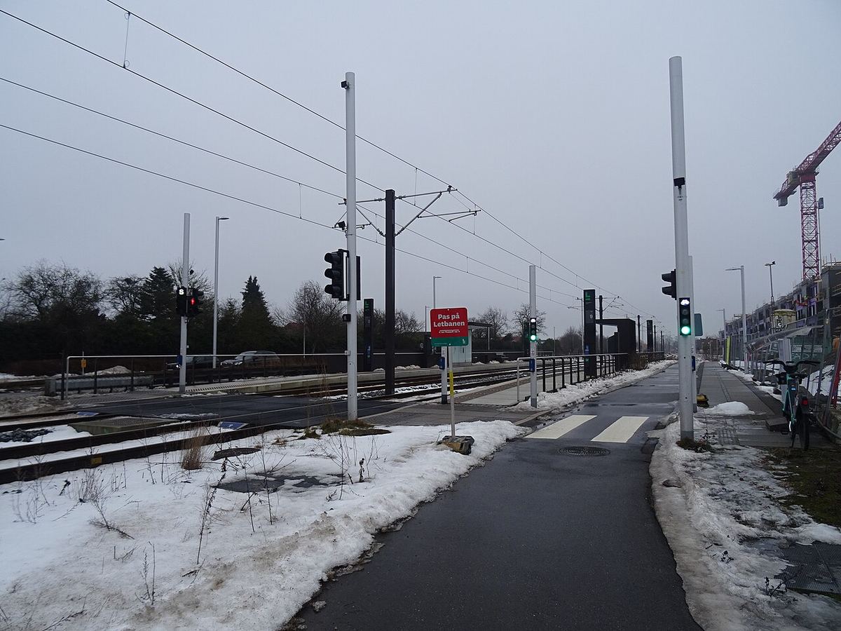 Miniature af Snow at Glostrup Nord Station 01
